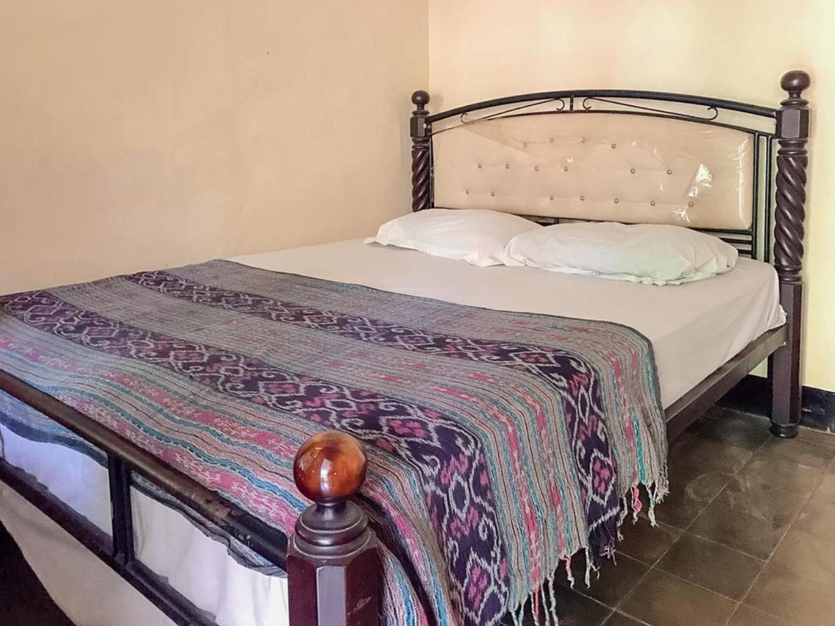 Oka Homestay Mitra Reddoorz Mataram Ngoại thất bức ảnh
