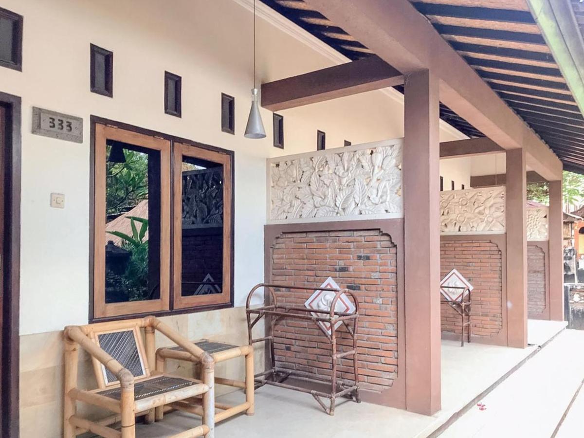 Oka Homestay Mitra Reddoorz Mataram Ngoại thất bức ảnh